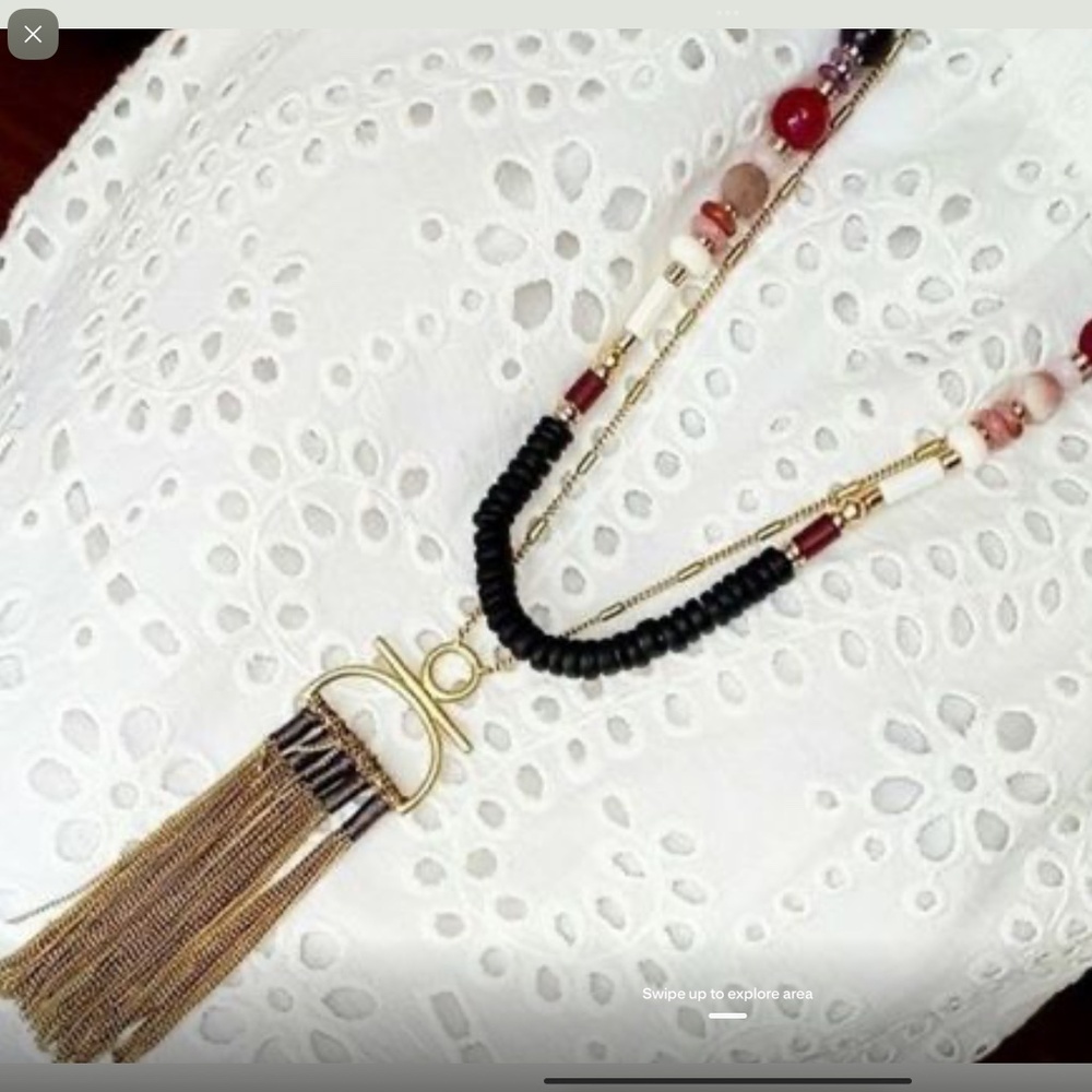 Stella and dot necklace